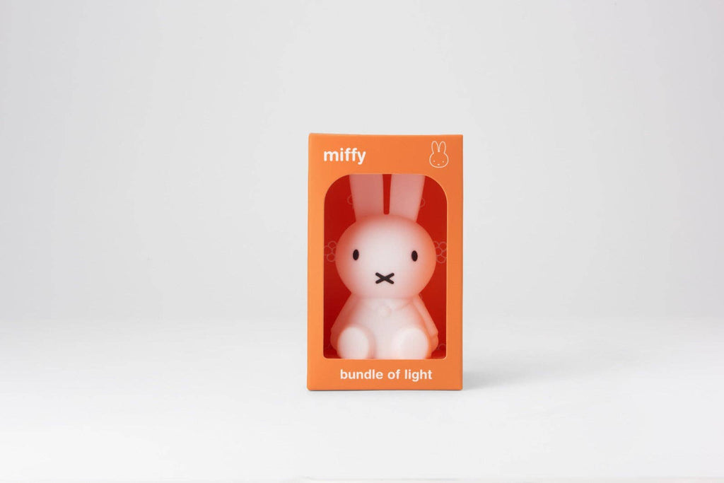 Miffy: First Light (M)