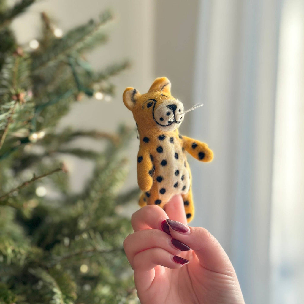 Safari Finger Puppet