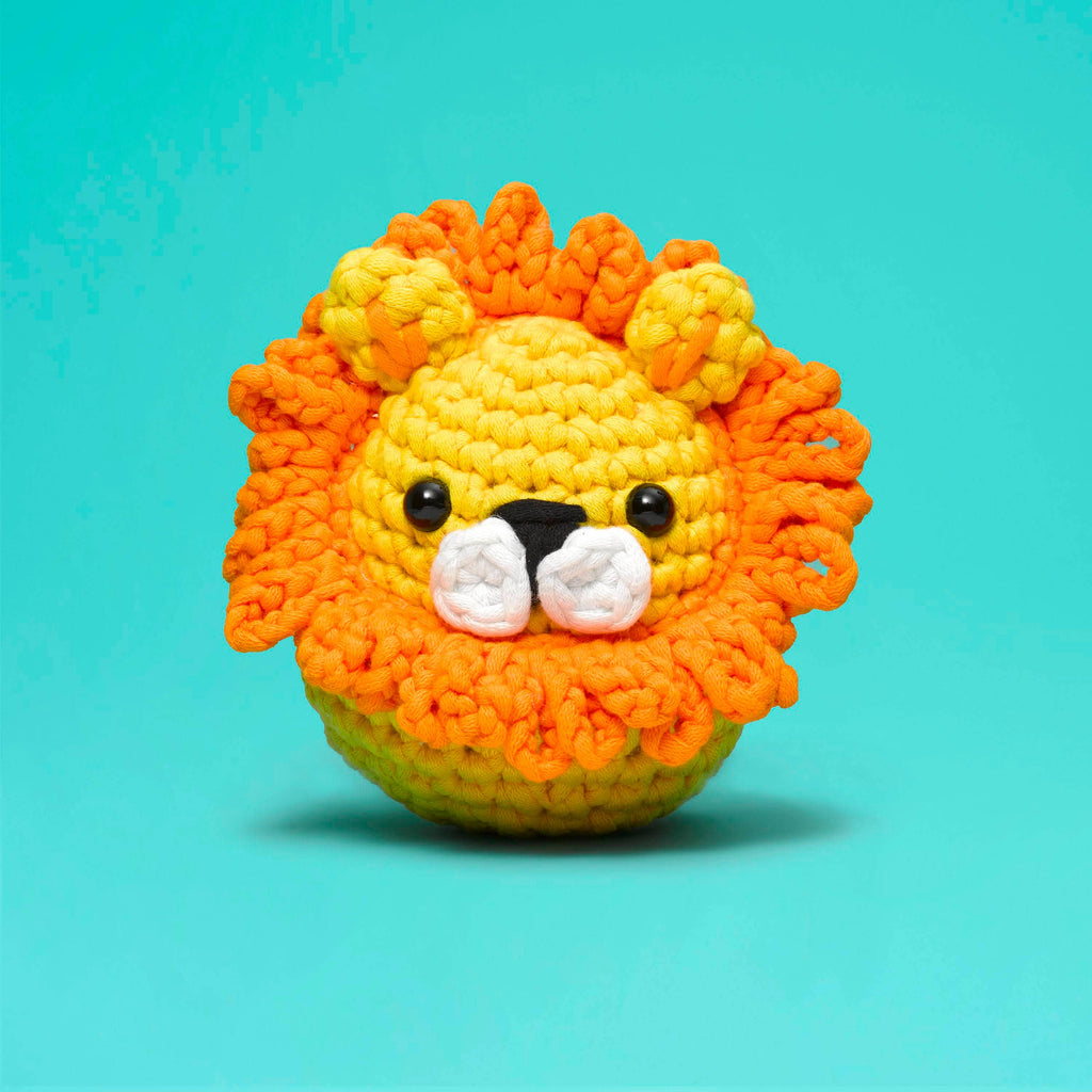 Sebastian the Lion Crochet Kit