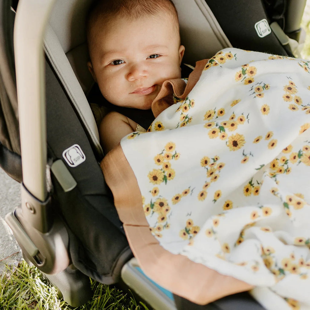 Deluxe Muslin Baby Quilt - Ditsy Sunflower