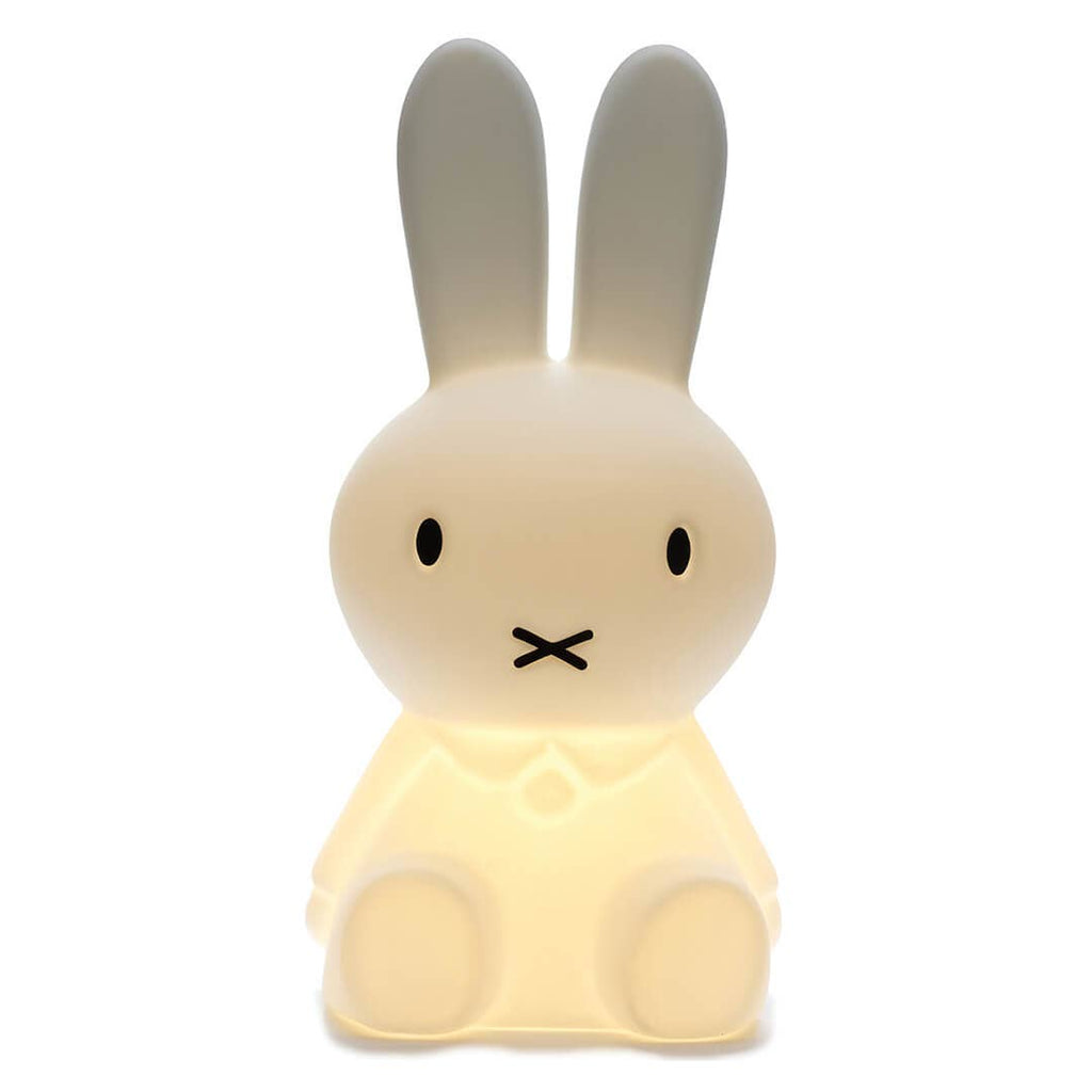 Miffy: First Light (M)