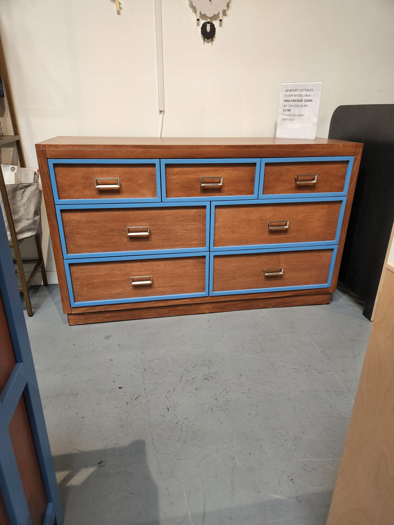 SF Floor Model Max 7 Drawer Dresser