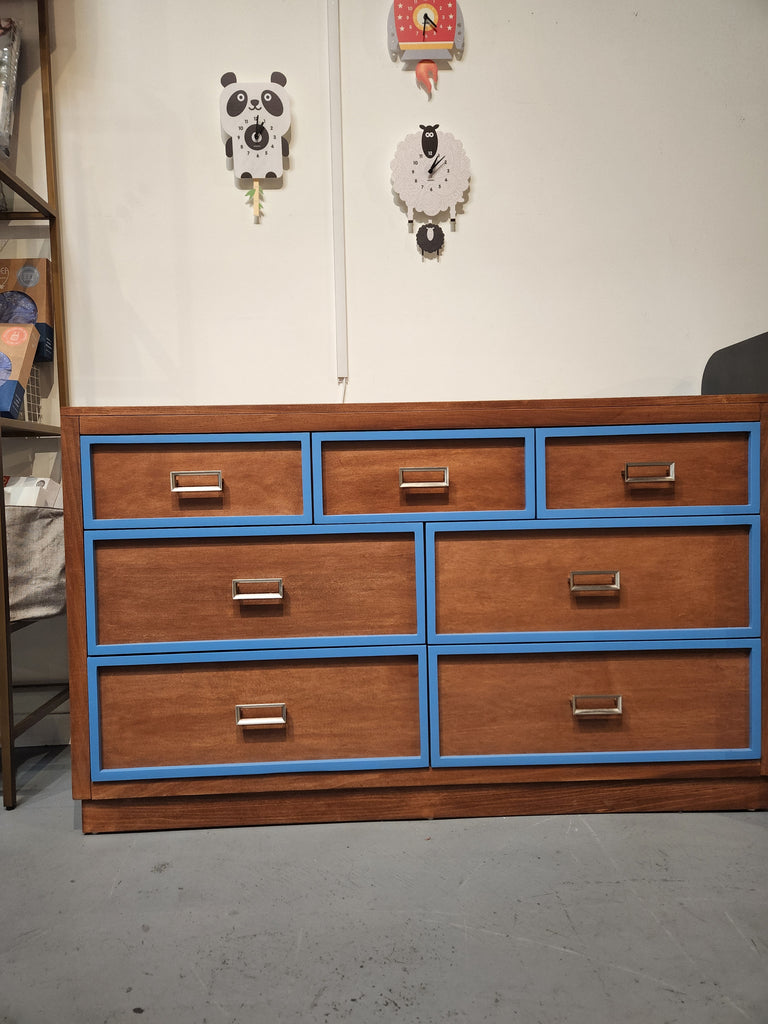 SF Floor Model Max 7 Drawer Dresser