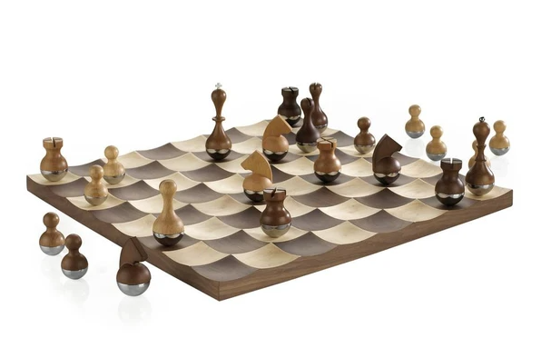 Wobble Chess Set