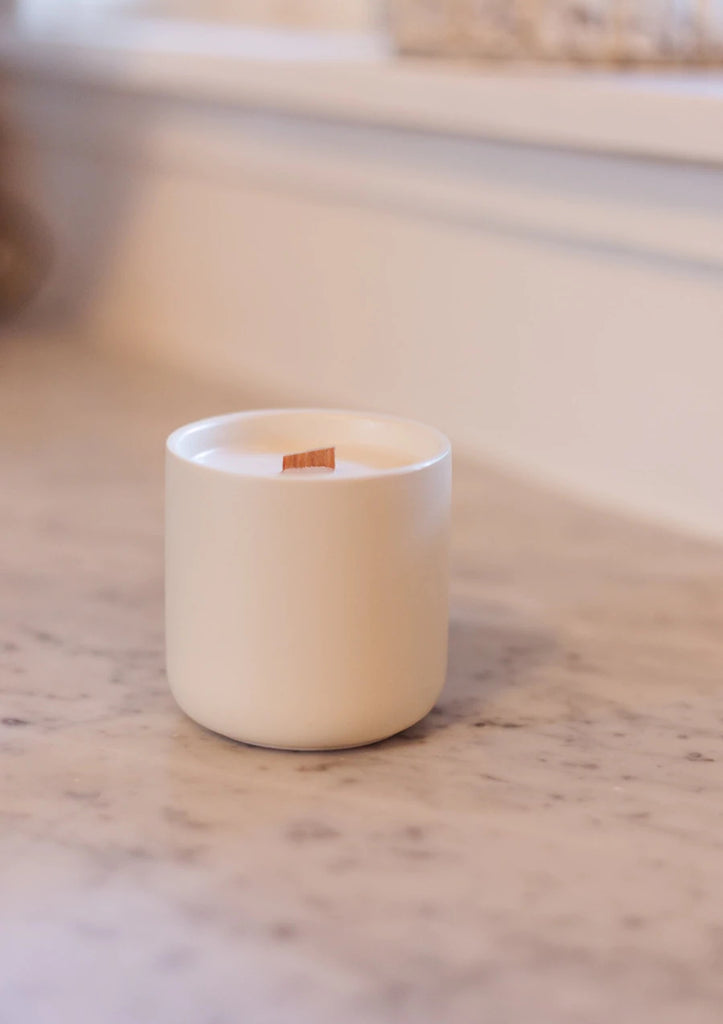 No. 04 Ceramic Botanical Candle