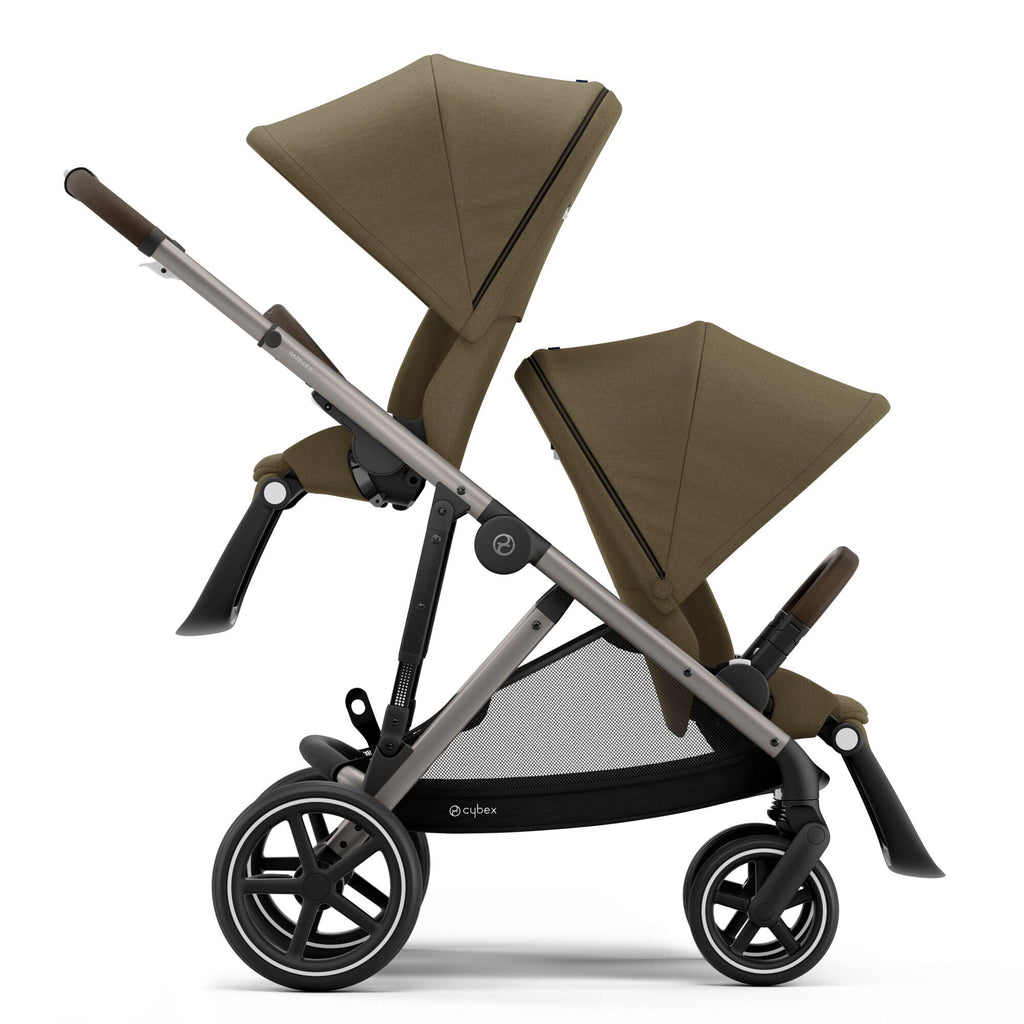 LA Floor Model (open) Gazelle S Stroller