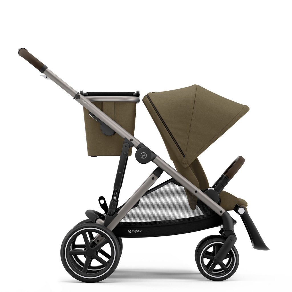 LA Floor Model (open) Gazelle S Stroller