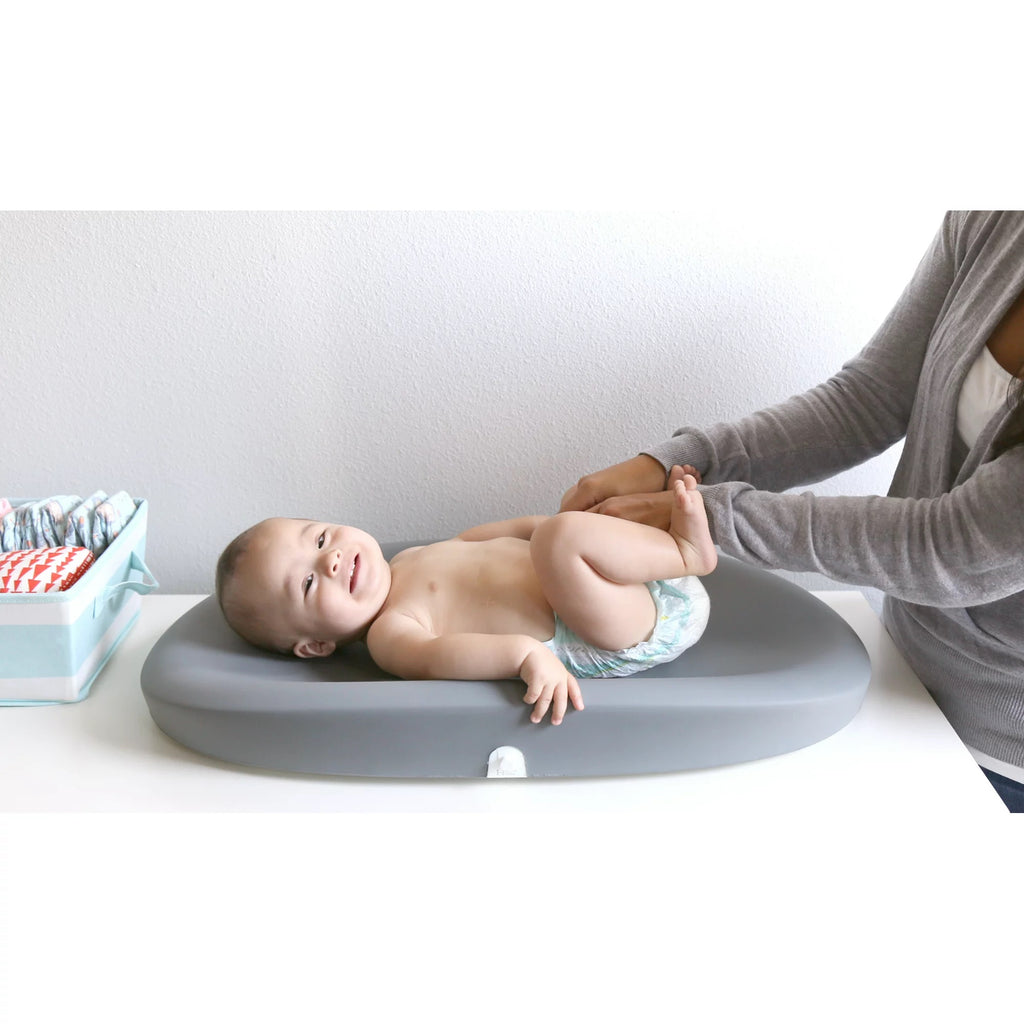 Hatch Grow Smart Changing Pad & Scale